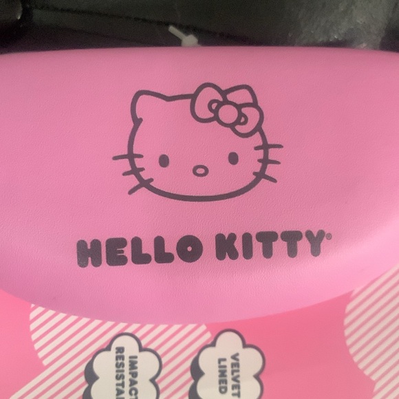 New Hello Kitty Pastel Pink Eyewear Sunglass Glasses Hard Case On Hang Tag - Picture 9 of 9